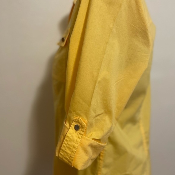 Christopher & Banks Yellow Button Blouse Size Medium - Picture 12 of 14